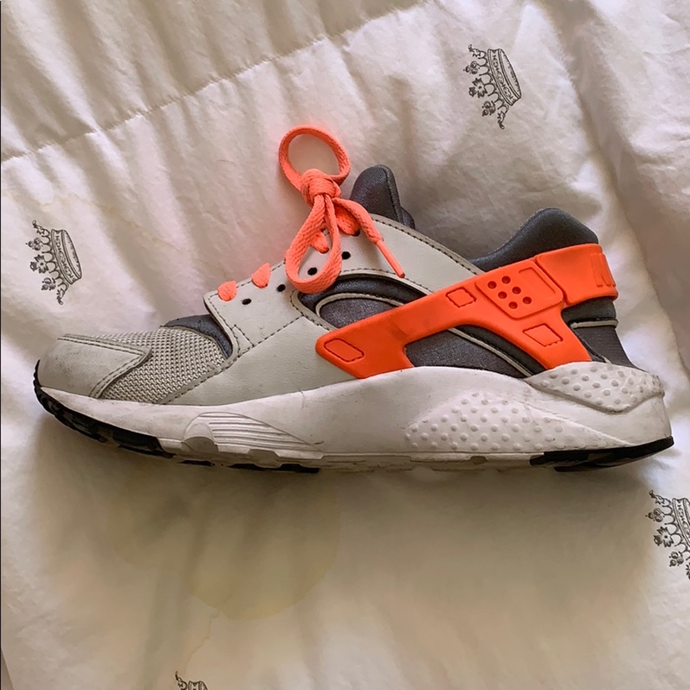 Nike Huarache Coral and Grey